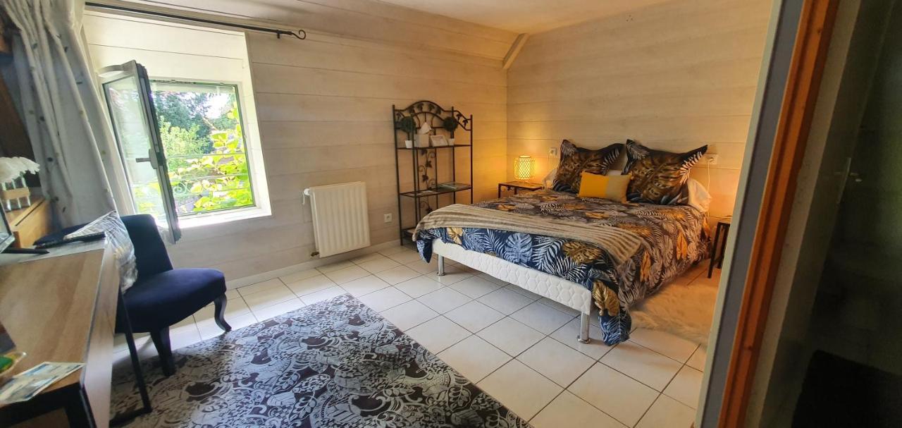 Chambres D'Hotes Avec Piscine Aux Agapanthes De Cromel - Mont Saint Michel 外观 照片